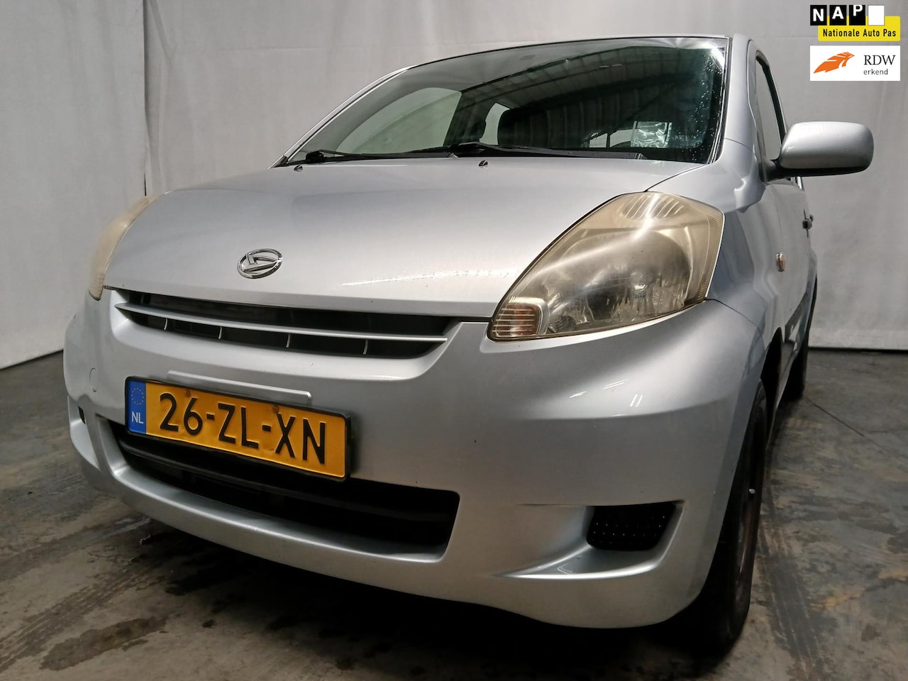 Daihatsu Sirion 2 - 1.0-12V Premium - Schade - AutoWereld.nl