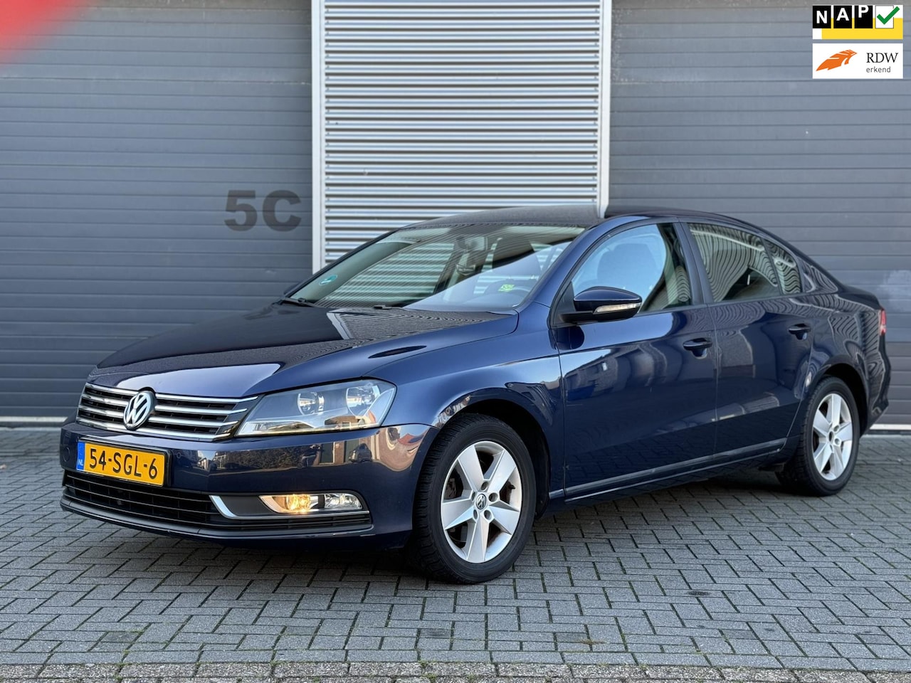 Volkswagen Passat - 1.4 TSI DSG Highline BlueMotion - AutoWereld.nl