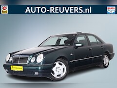 Mercedes-Benz E-klasse - 230 Avantgarde VOOR DE LIEFHEBBER / Airco / Schuifdak