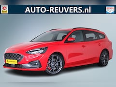 Ford Focus Wagon - 2.3 EcoBoost ST-3 / Navi / LED / Trekhaak / Carplay / Adaptieve cruise