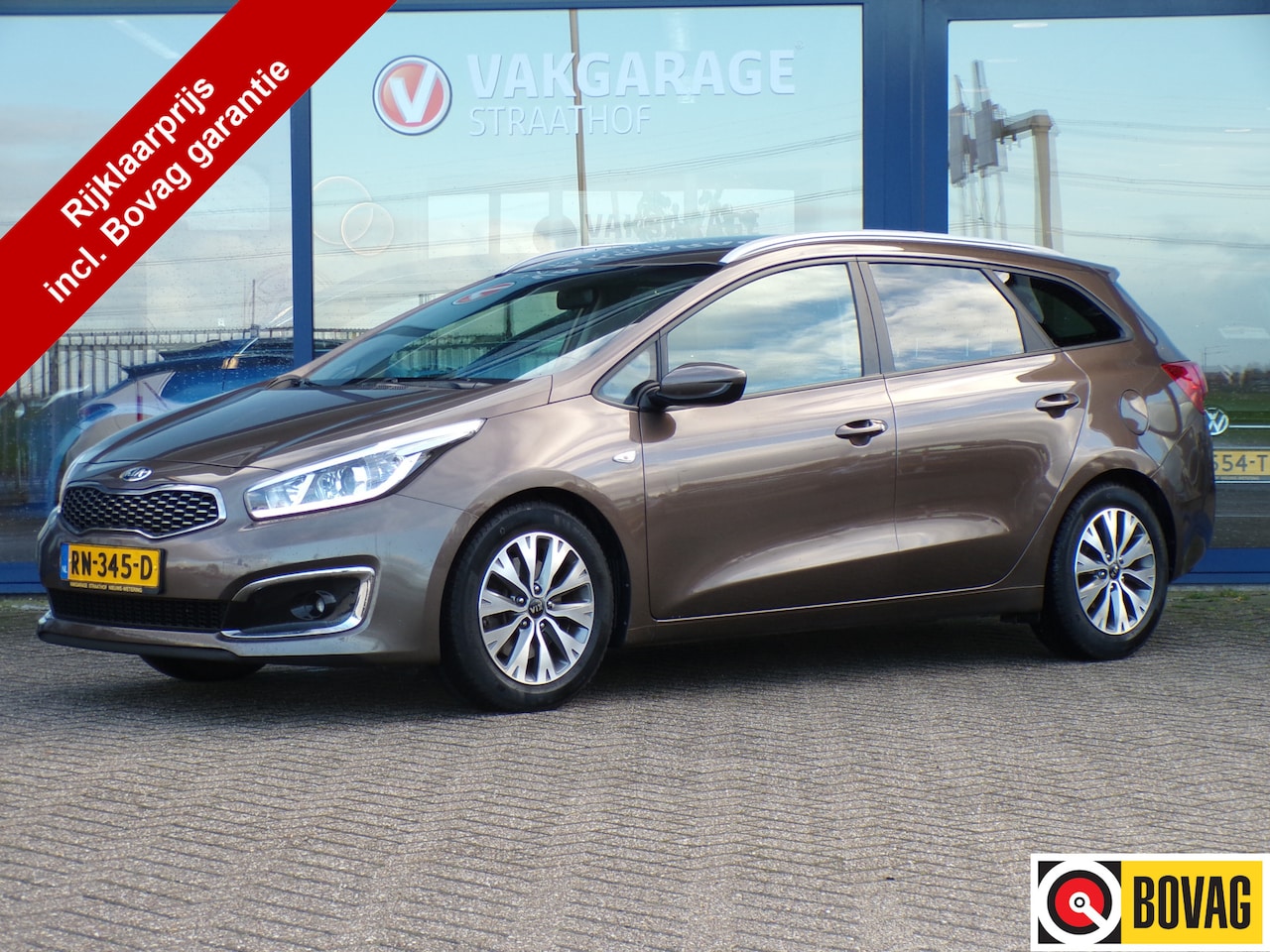 Kia Cee'd Sportswagon - 1.0 T-GDi ComfortPlusLine Navigator 1.0 T-GDi ComfortPlusLine Navigator, Carplay + Android Auto / Nav / Camera / Climate contr - AutoWereld.nl