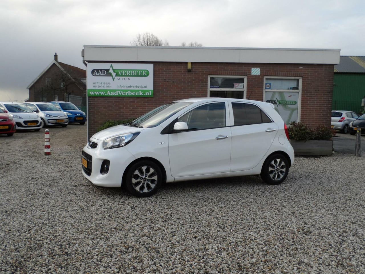 Kia Picanto - 1.0 CVVT ComfortPlusLine Navigator 1.0 CVVT ComfortPlusLine Navigator - AutoWereld.nl