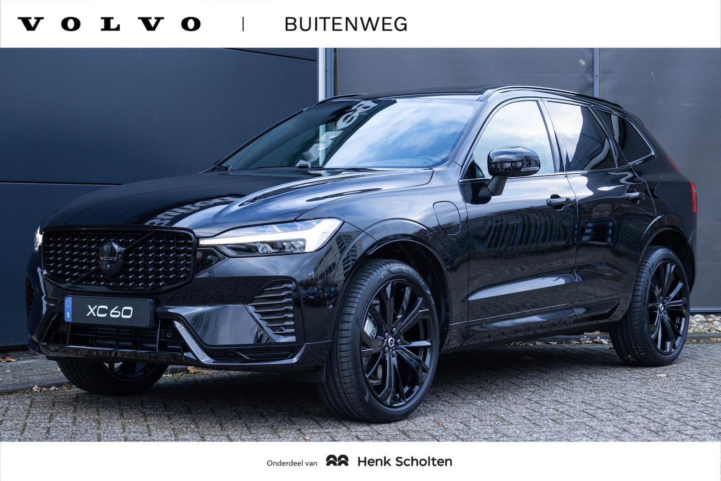 Volvo XC60 - 2.0 Recharge T6 AWD Plus Black Edition 360 graden Camera | 21 Inch LMV | Donker getinte ra - AutoWereld.nl