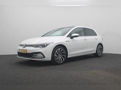 Volkswagen Golf - 1.5 eTSI Style | Automaat | Full-Led | Panoramadak | Clima | Parkeersensoren |