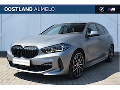 BMW 1-serie - 118i High Executive M Sport Automaat / M 50 Jahre uitvoering / Panoramadak / M sportstoele