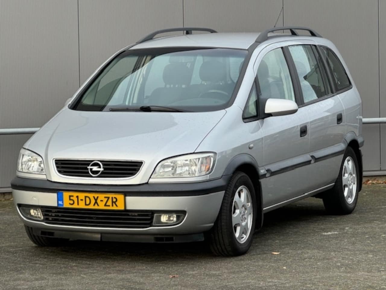 Opel Zafira - 1.8-16V Elegance 7p keurige auto goed ond - AutoWereld.nl