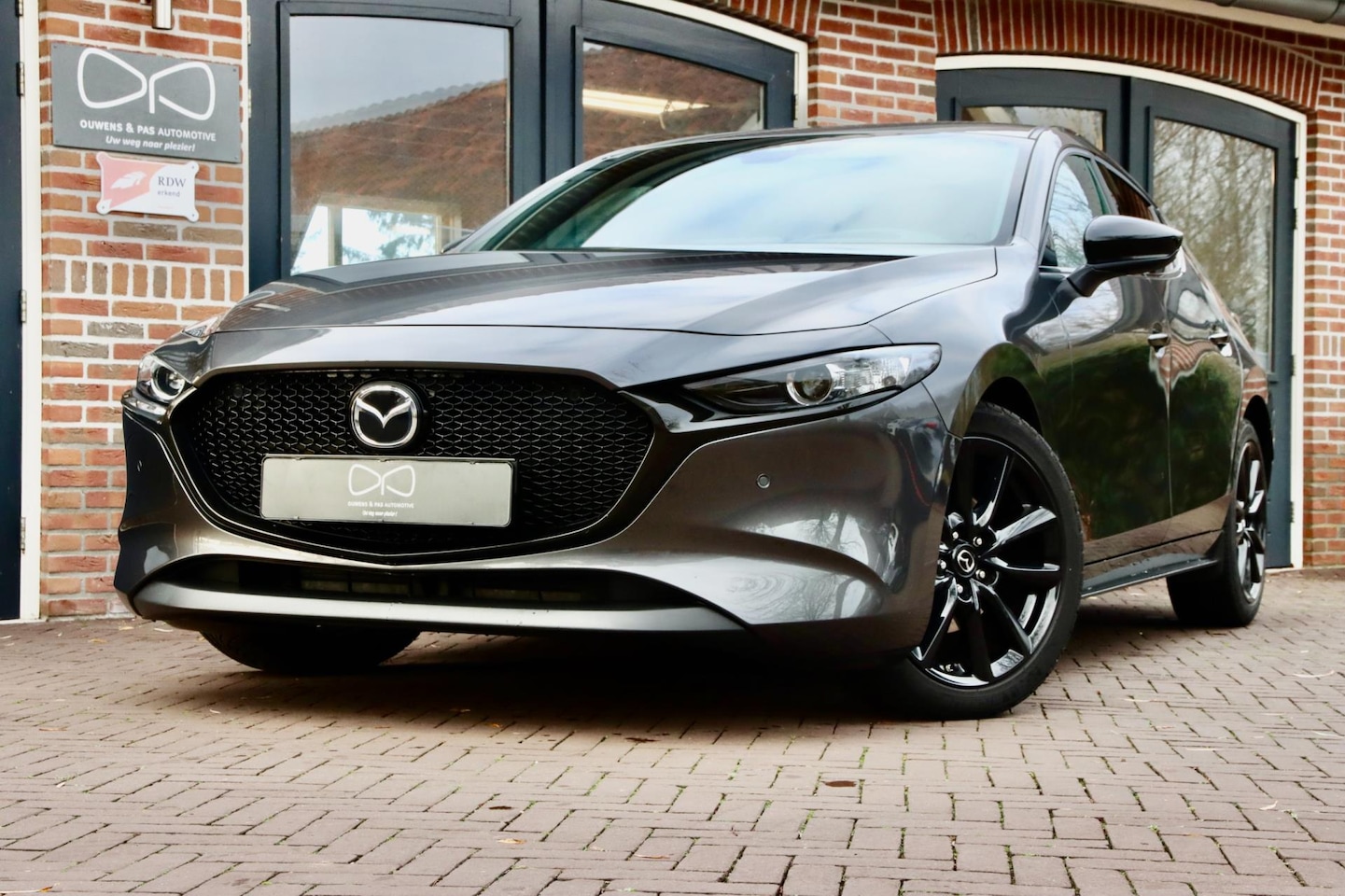 Mazda 3 - 2.0 e-SkyActiv-G M Hybrid 150 Homura | CARPLAY | NAVIGATIE | ACC |1E EIGENAAR - AutoWereld.nl