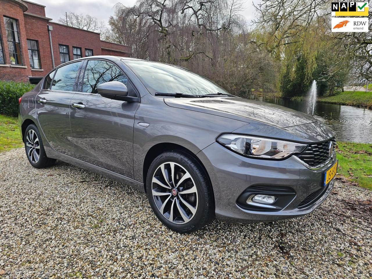 Fiat Tipo - 1.4 16V Lounge *16.000km* NIEUW - AutoWereld.nl