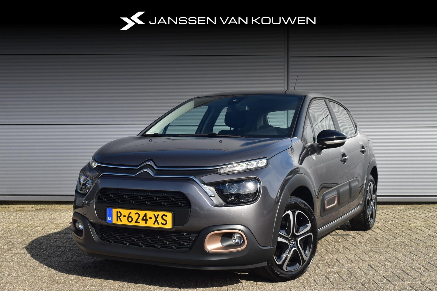 Citroën C3 - 1.2 PureTech C-Series Pack Navigatie Clima - AutoWereld.nl