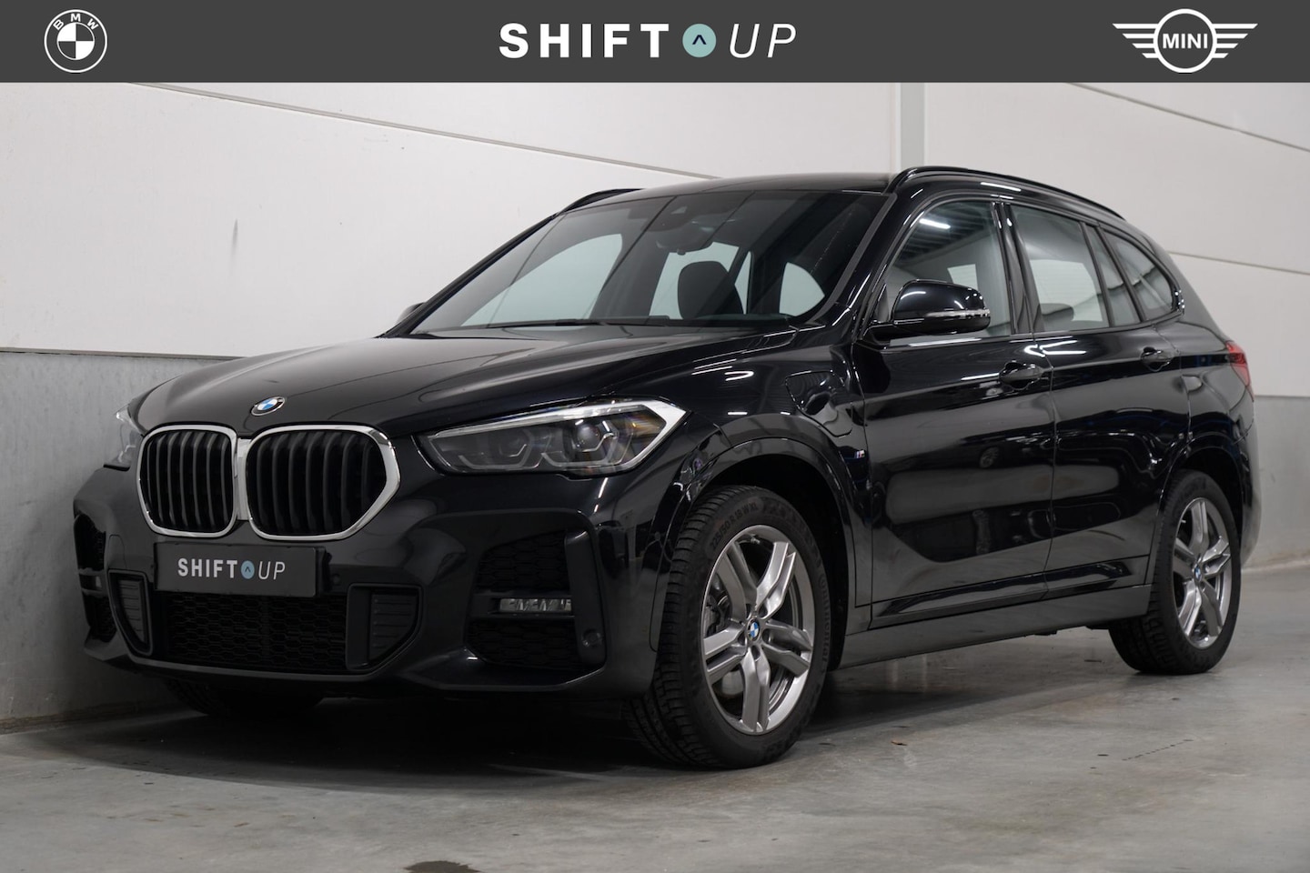 BMW X1 - xDrive25e M-Sport | Head Up | Hifi | Camera - AutoWereld.nl