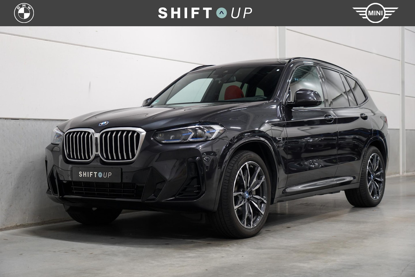 BMW X3 - xDrive30e M-Sport | Panoramadak | Head Up | Elektr. Trekhaak | Individual - AutoWereld.nl