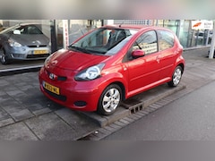 Toyota Aygo - 1.0-12V Aspiration Green LM VELGEN/ AIRCO