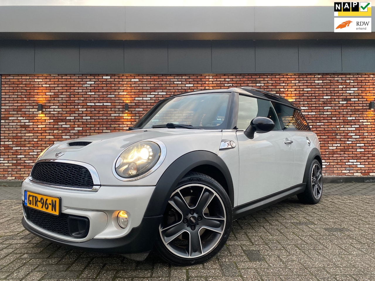 MINI Clubman - Mini 1.6 Cooper S Chili Pano Vol Leer Cruise Full Opties! - AutoWereld.nl