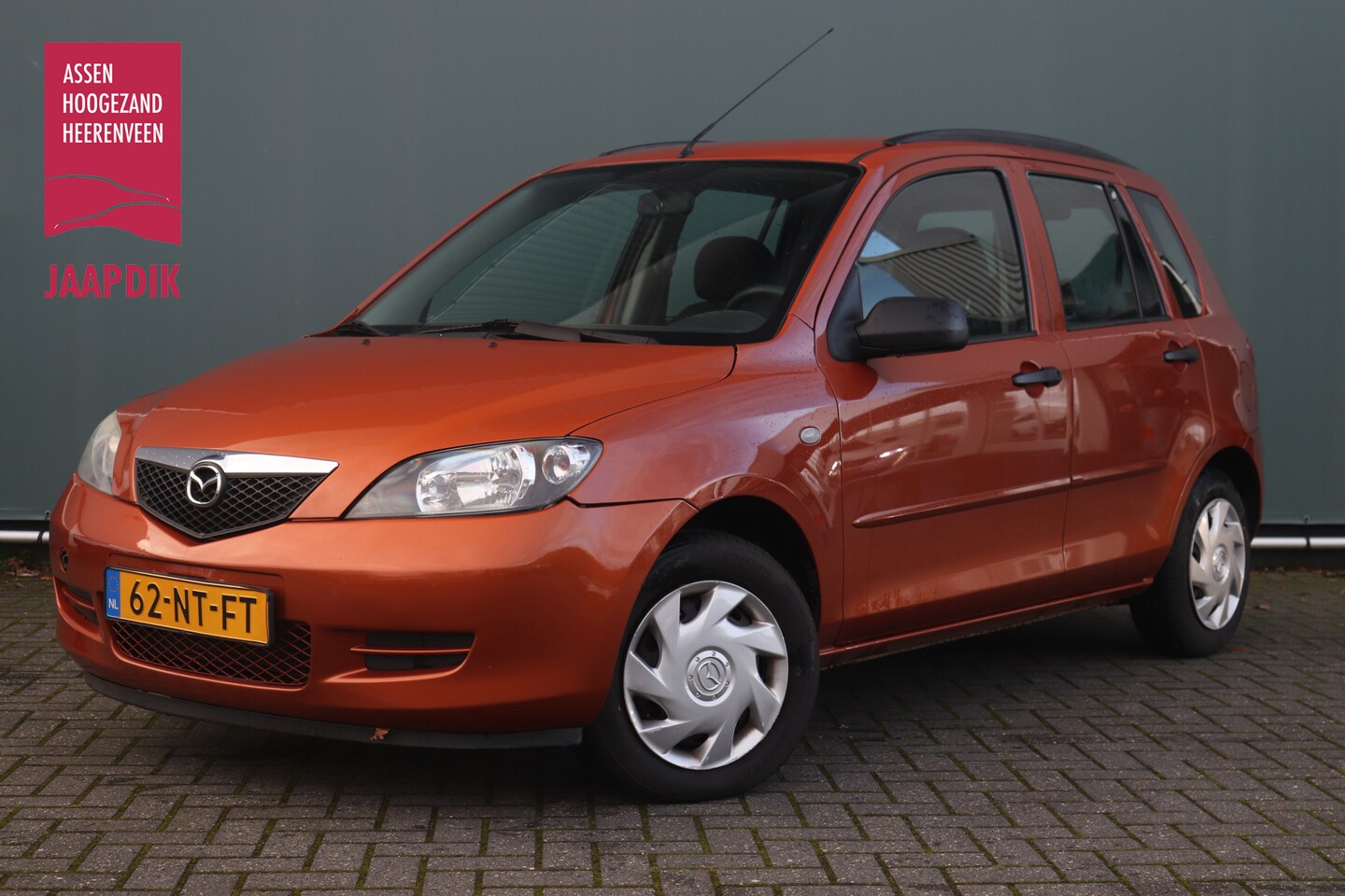 Mazda 2 - BJR 2004 1.4 81 PK Exclusive STUURBEKR. / AIRCO / CENTR. VERGR. / TREKHAAK - AutoWereld.nl