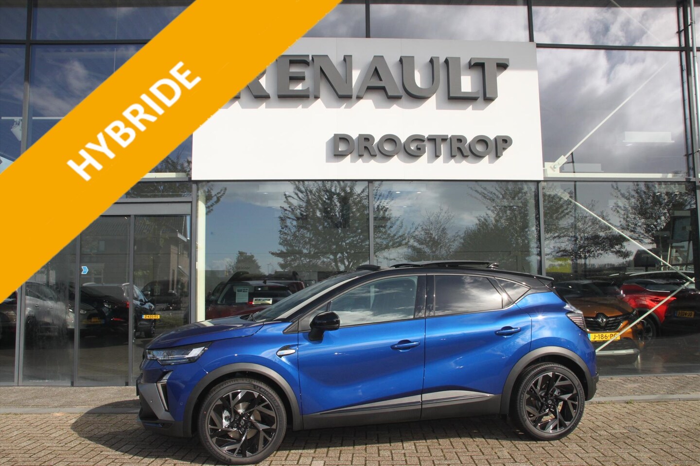 Renault Captur - 145PK-ESPRIT ALPINE-FULL HYBRID-150KM-GLASDAK- - AutoWereld.nl