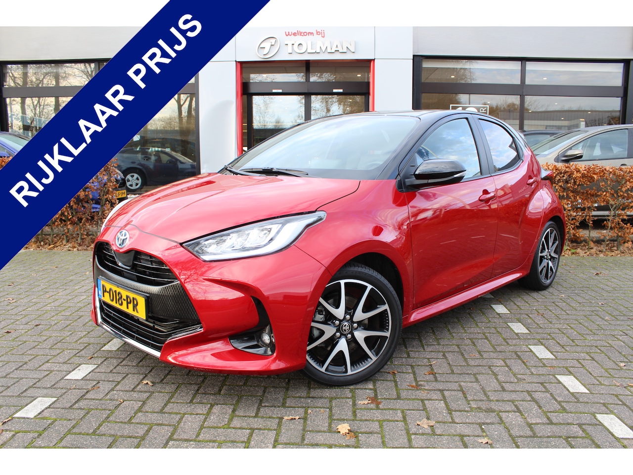 Toyota Yaris - 1.5 Hybrid Executive Bi-Tone | Rijklaar | Trekhaak | Apple/Android | Camera | Stoelverwarm - AutoWereld.nl