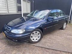 Opel Omega - 2.2i-16V Elegance Climatronic AUT NAP