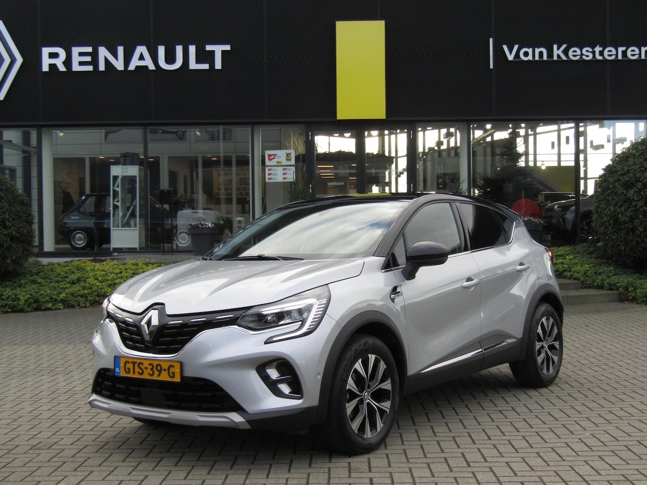 Renault Captur - TCe 90pk Techno / Navigatie / Camera - AutoWereld.nl