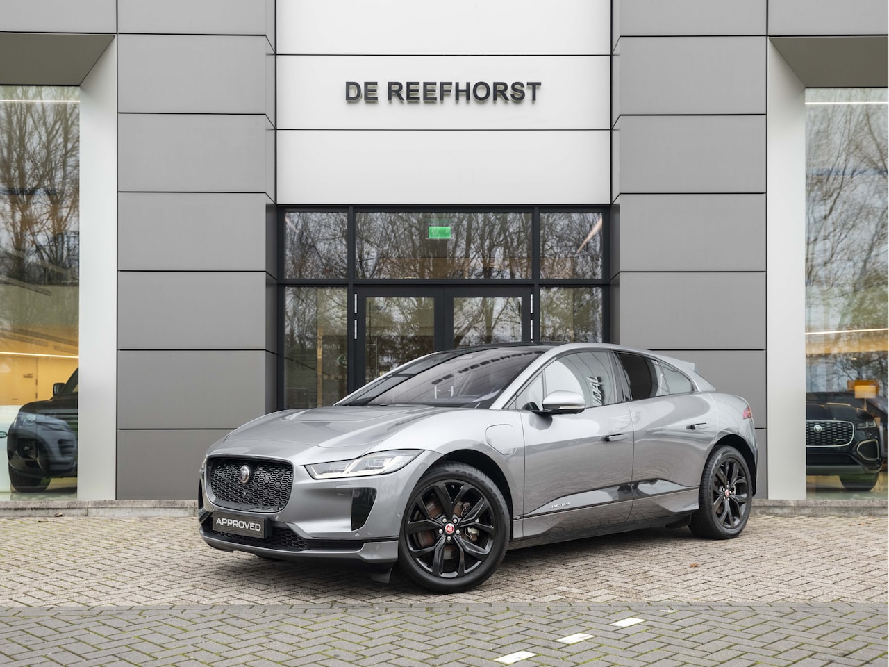 Jaguar I-PACE - EV400 S | Luchtvering | Head-Up Display | Adaptive Cruise | Stuurwielverwarming | Panorama - AutoWereld.nl