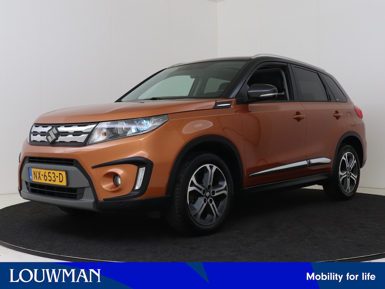 Suzuki Vitara - 1.6 High Executive I Navigatie I Climate Control I Cruise Control I Camera I Elektrisch Gl - AutoWereld.nl