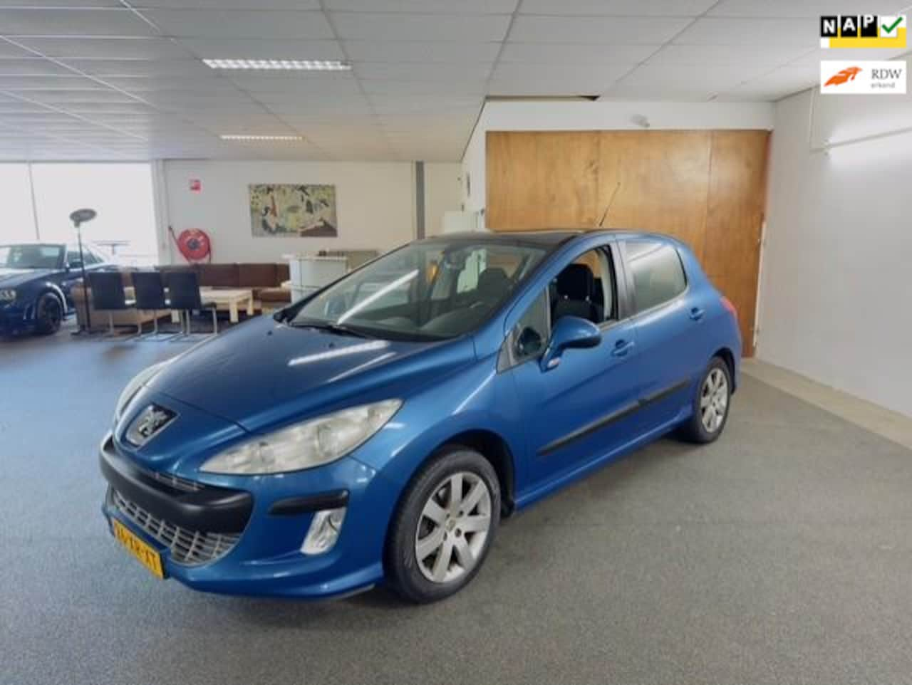 Peugeot 308 - 1.6 VTi XS Apk Nieuw,Cruise,Clima,Panodak,N.A.P,5Deurs,2 sleutels + Boekjes,Topstaat!! - AutoWereld.nl