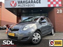 Toyota Yaris - 1.3 VVTi Aspiration // AIRCO // ELEK. RAMEN // TREKHAAK // PERFECT ONDERHOUDEN