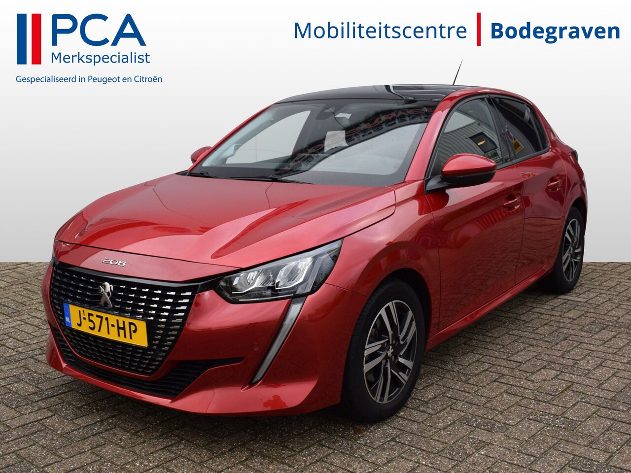 Peugeot 208 - 1.2 PureTech Allure | 100PK | Panoramadak | Camera - AutoWereld.nl