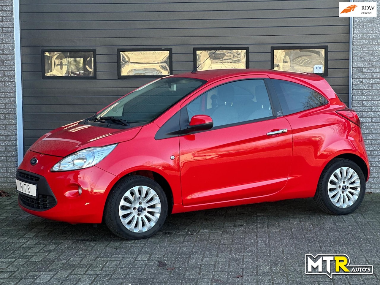 Ford Ka - 1.2 Titanium X 1e EIG|STOELVERWARMING|AIRCO - AutoWereld.nl