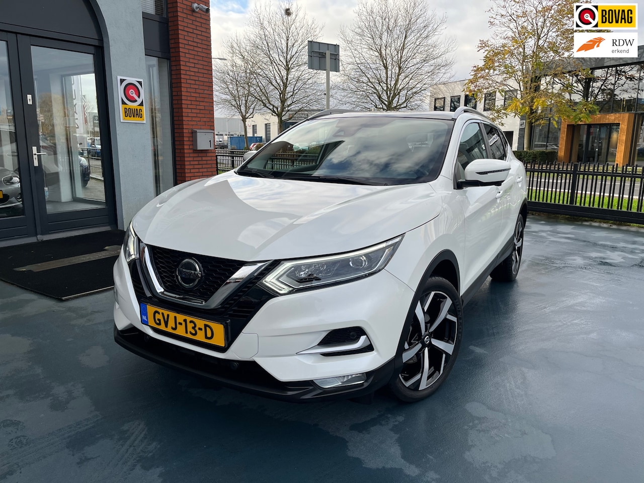 Nissan Qashqai - 1.3 DIG-T Tekna AUTOMAAT LEDER NAVI 360CAMERA - AutoWereld.nl