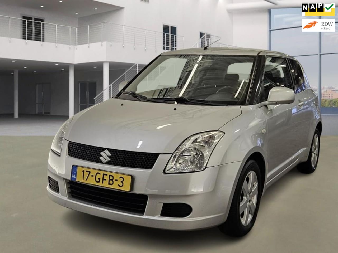 Suzuki Swift - 1.3 Exclusive/APK TOT 30-05-2025 - AutoWereld.nl