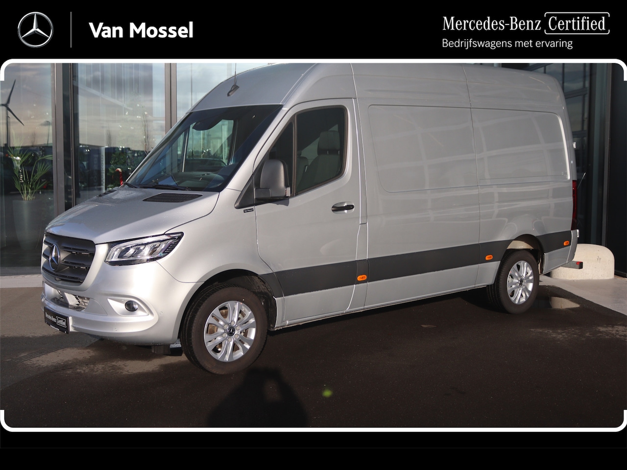 Mercedes-Benz Sprinter - 319 CDI L2H2 Aut. | AIRCO/MBUX10.25"/CAMERA/3.500KG AHW | Certified - AutoWereld.nl