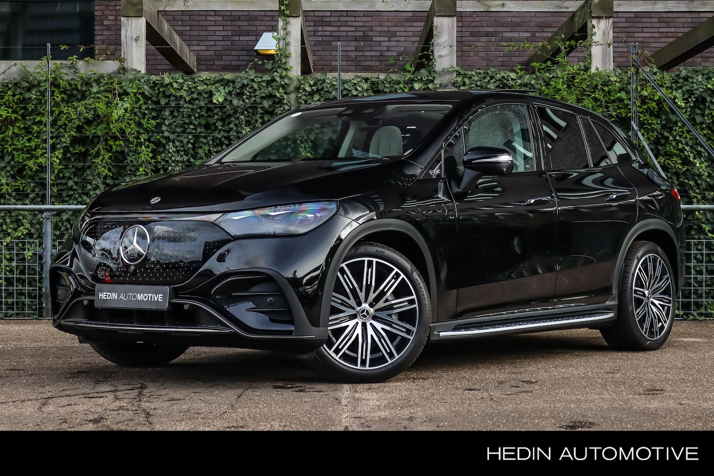 Mercedes-Benz EQE SUV - EQE 350 4MATIC AMG Line | Premium Plus Pakket | Nightpakket | Airmatic | Panoramadak - AutoWereld.nl