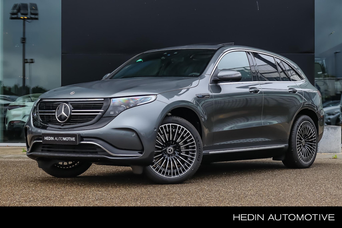 Mercedes-Benz EQC - EQC 400 4MATIC AMG Line | Premium Plus Pakket | Rijassisitentiepakket | Trekhaak - AutoWereld.nl