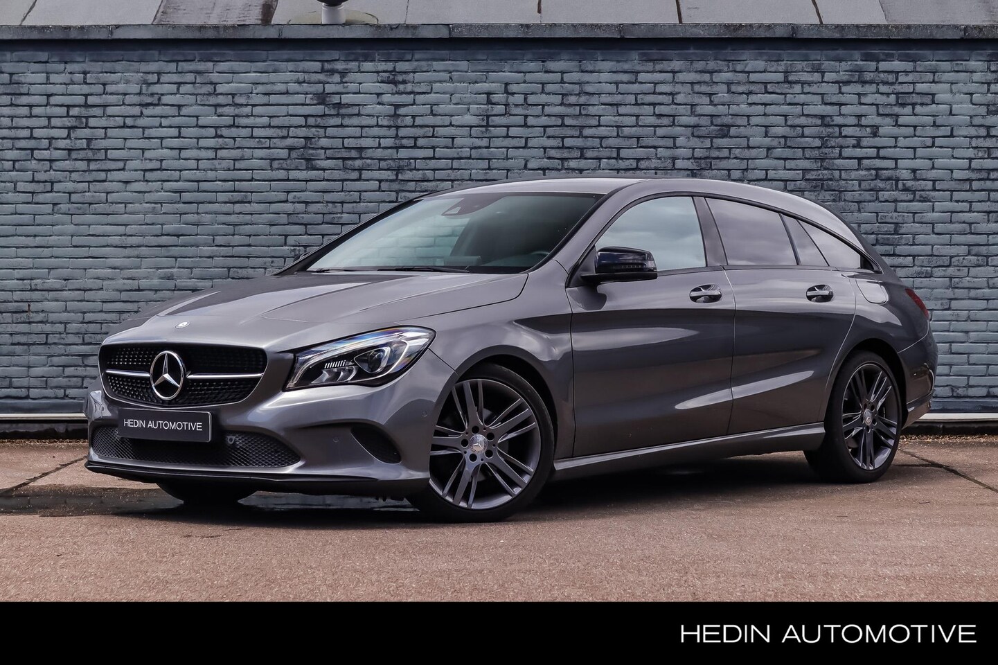 Mercedes-Benz CLA-klasse Shooting Brake - CLA 180 Urban Line | Nightpakket | Stoelverwarming | Navigatie | Parkpilot | Spoorpakket | - AutoWereld.nl