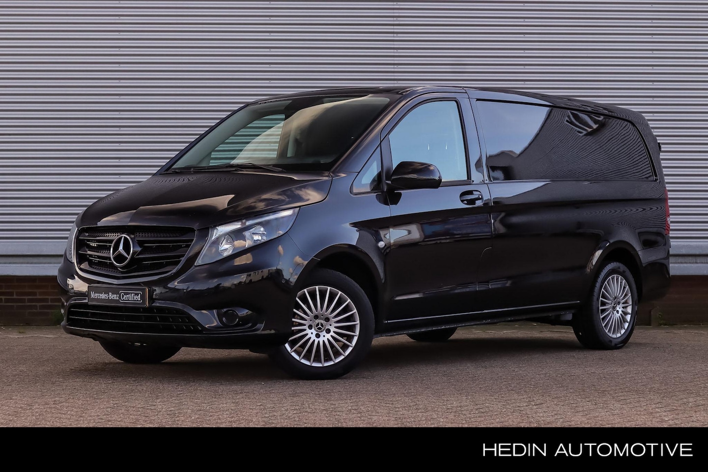 Mercedes-Benz Vito - 116 L2 Automaat | Trekhaak | Lichtmetalen Wielen | Stoelverwarming | Parktronic | Cruise C - AutoWereld.nl