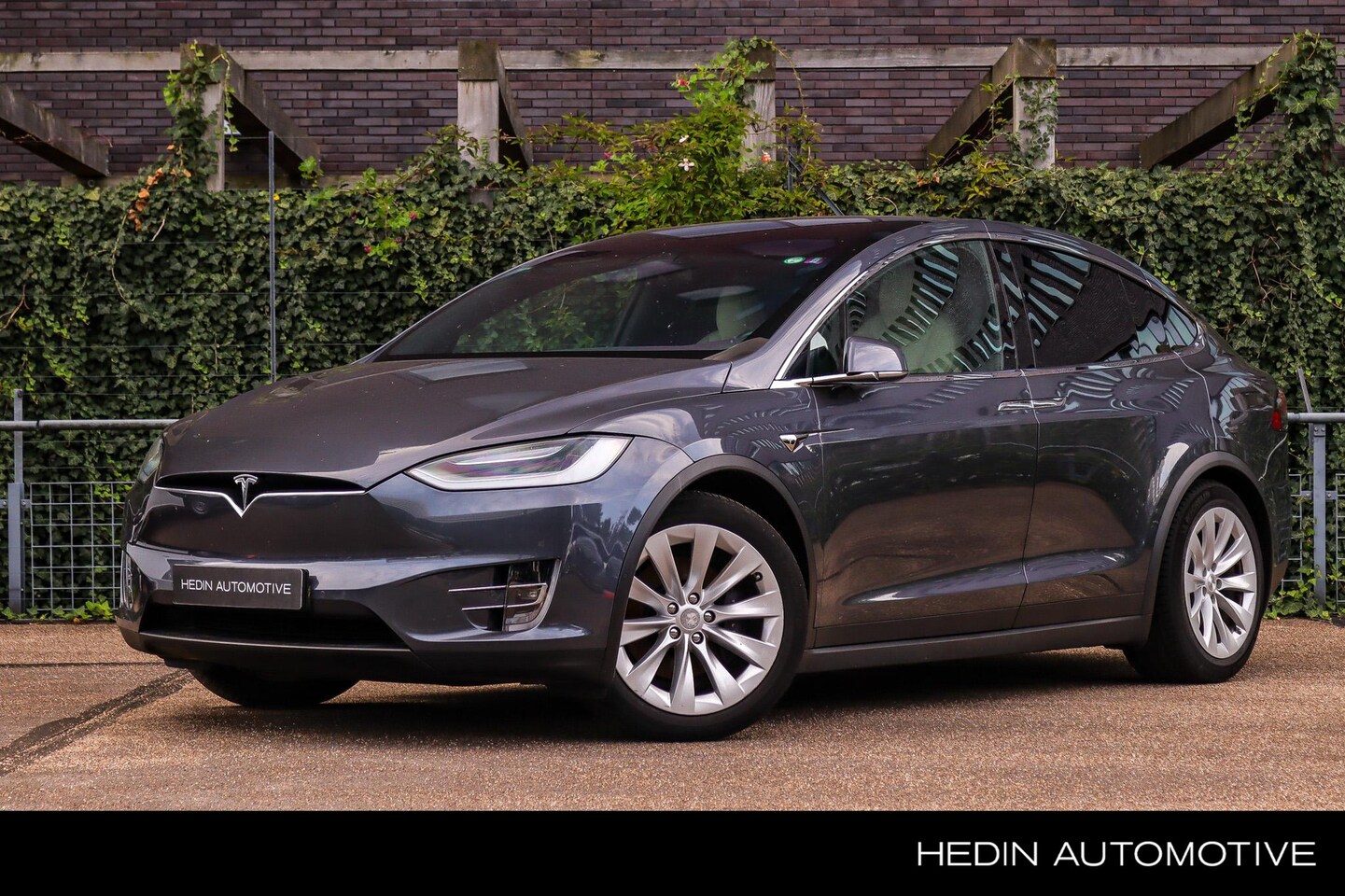 Tesla Model X - Long Range |  Autopilot 3.0 | Luchtvering | Warmtepomp | 1e Eigenaar - AutoWereld.nl