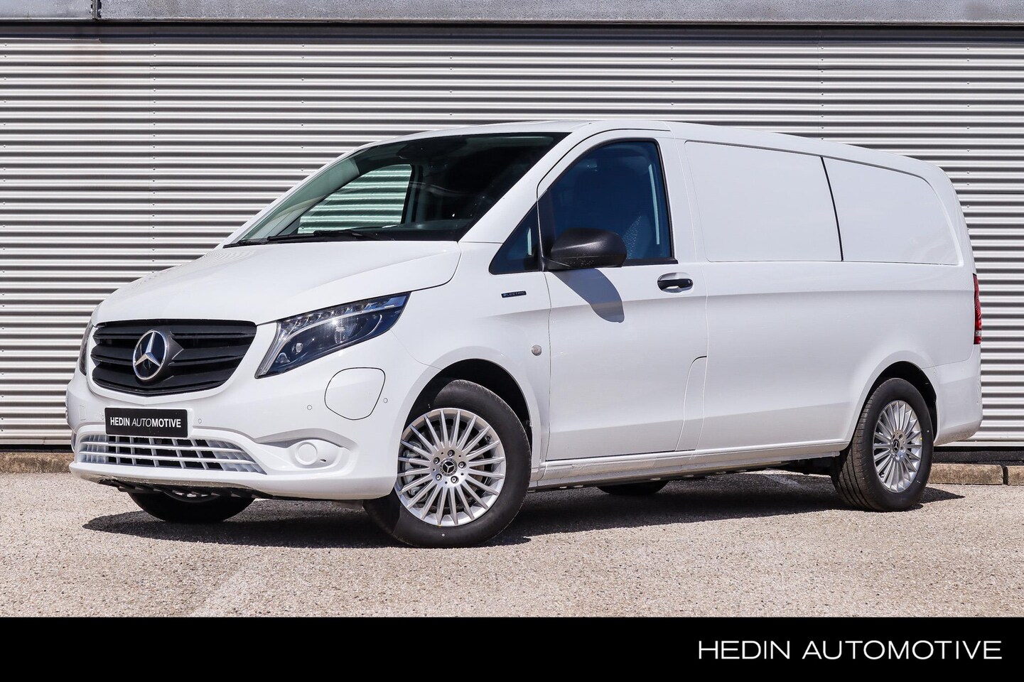 Mercedes-Benz eVito - Pro L2 | Parkeerpakket | LED | Chroompakket Interieur - AutoWereld.nl