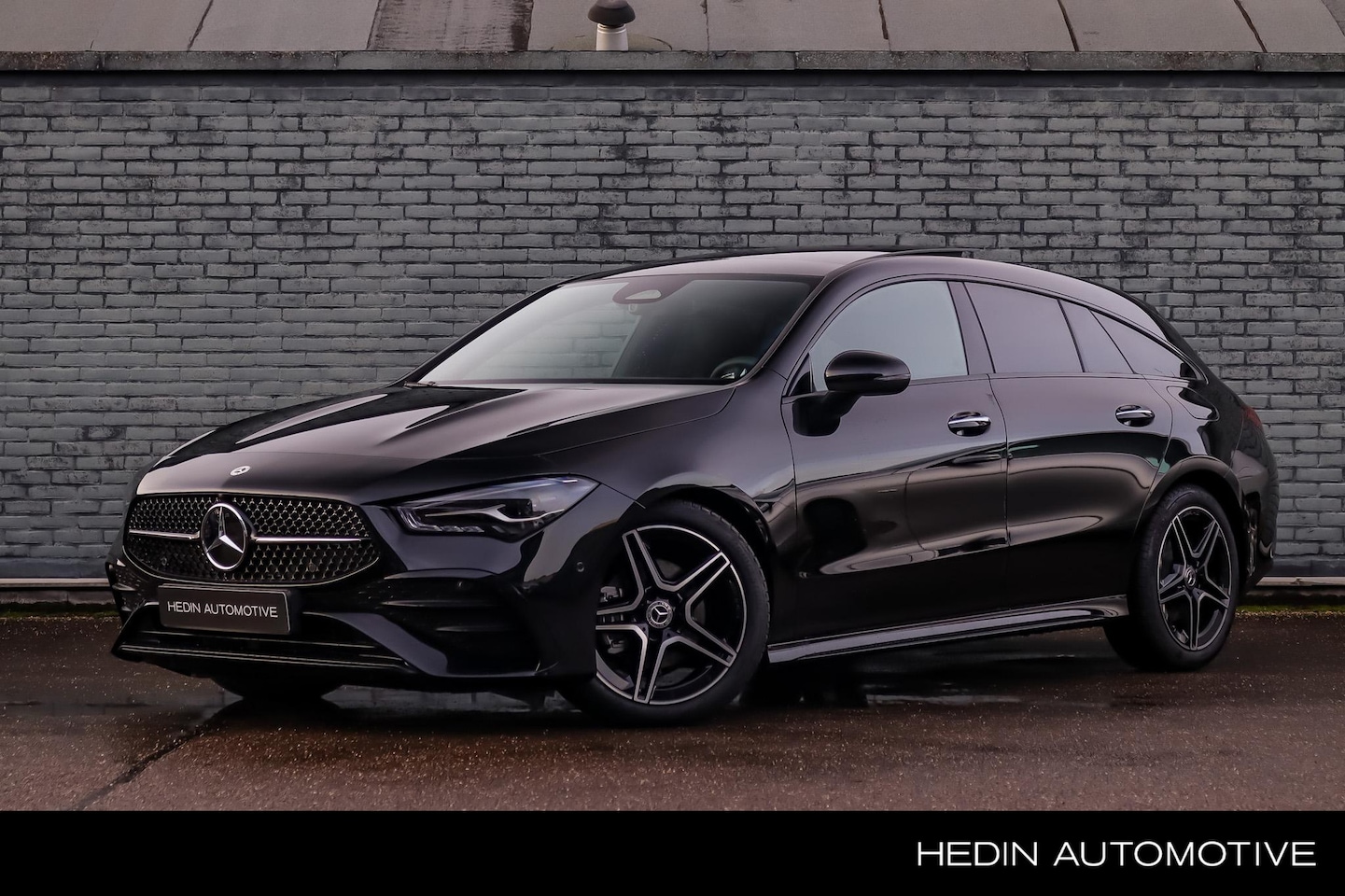 Mercedes-Benz CLA-klasse Shooting Brake - CLA 180 Automaat AMG Line | Premium Pakket | Nightpakket | Winterpakket | Panoramadak - AutoWereld.nl