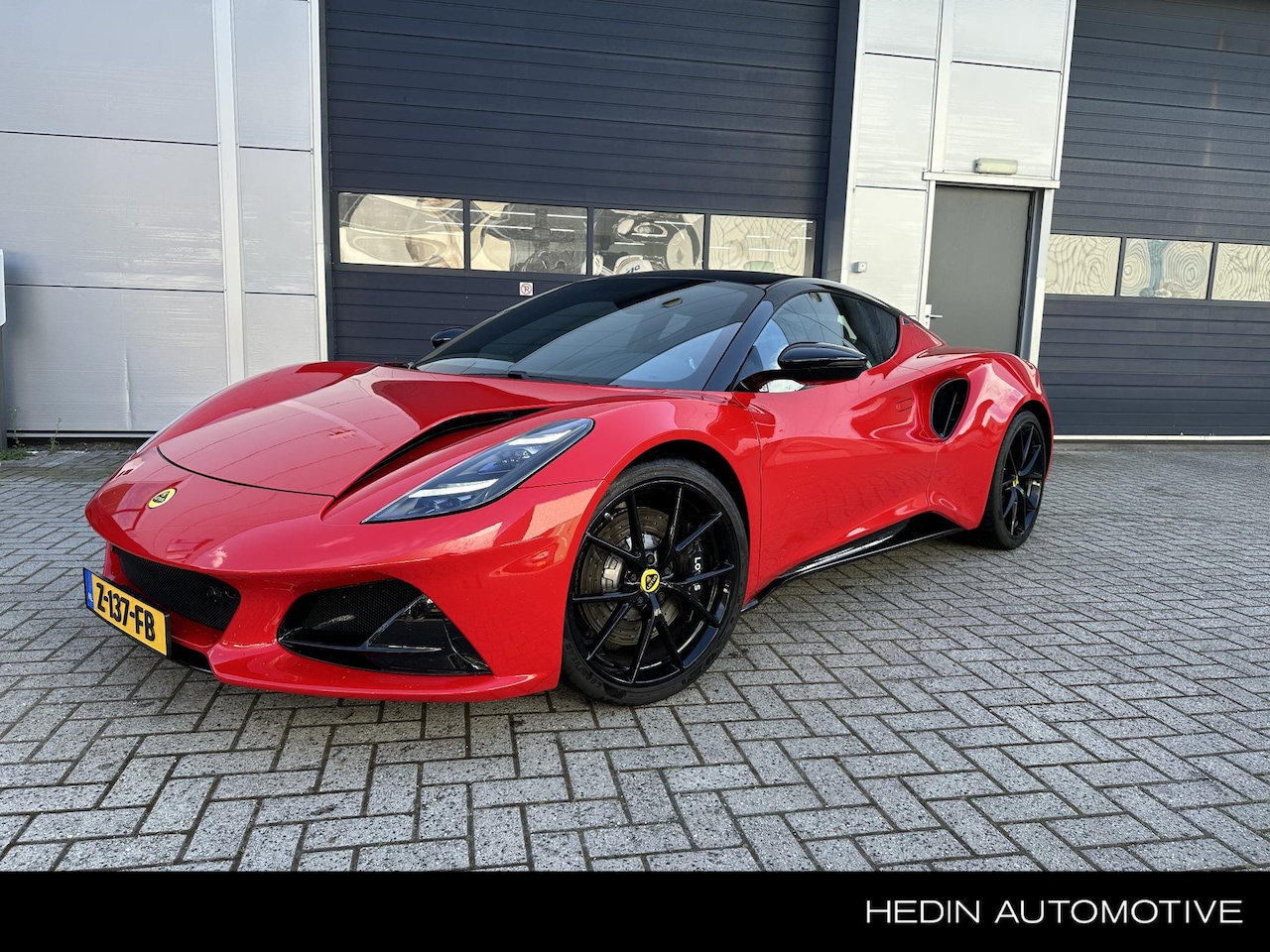 Lotus Emira - 2.0 T Automaat | LED | KEF Sound System| Stoelverwarming - AutoWereld.nl