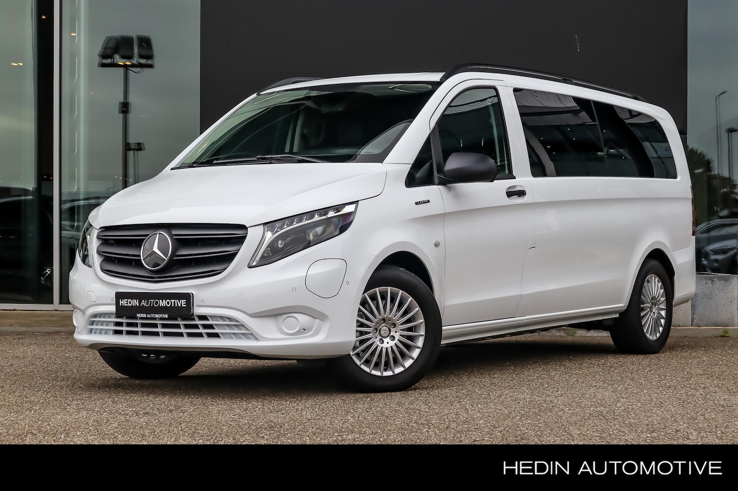 Mercedes-Benz eVito Tourer - eVito L3 Pro | Chauffeursassistentiepakket - AutoWereld.nl