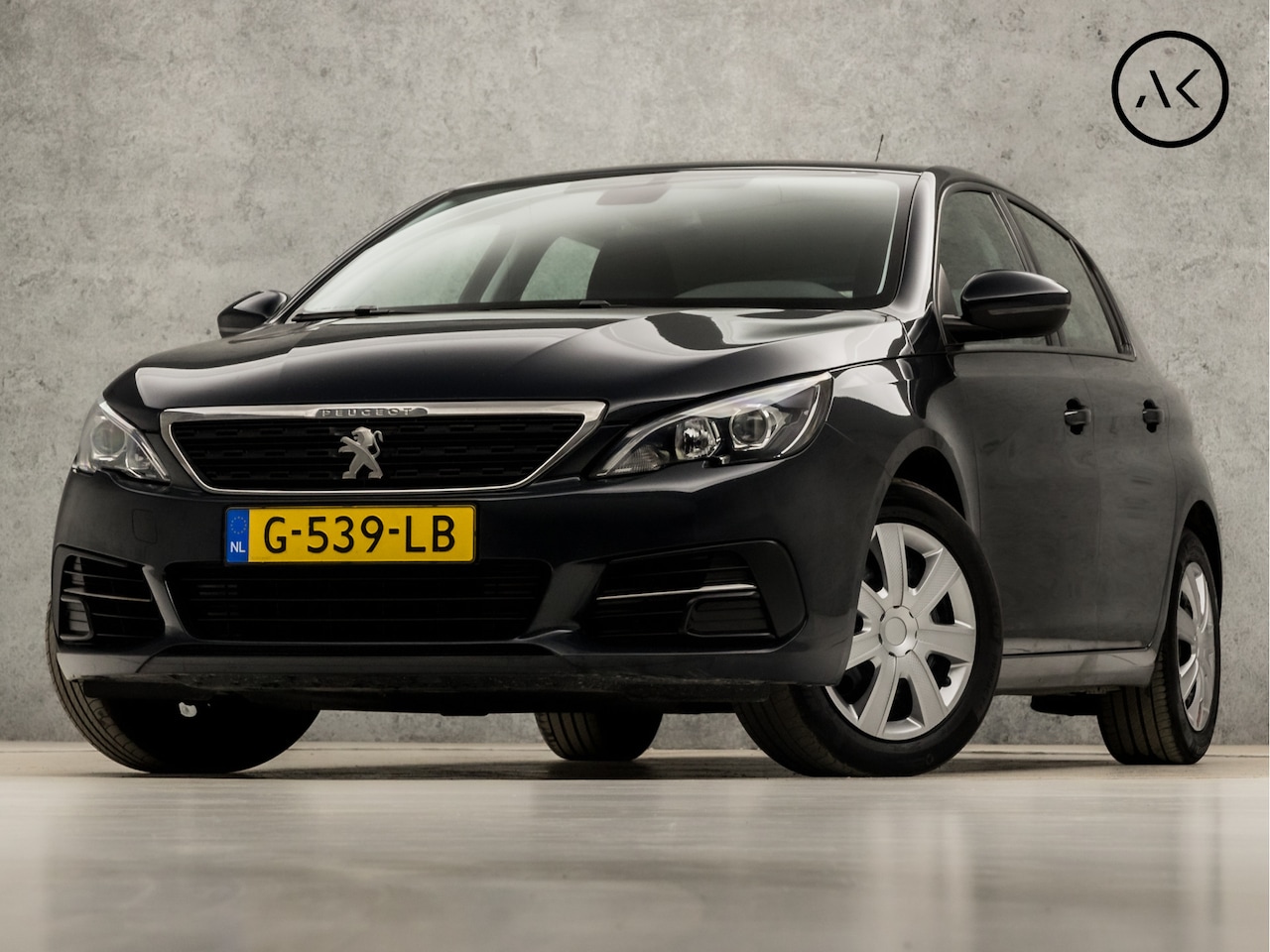 Peugeot 308 - 1.2 PureTech Sport (GROOT NAVI, APPLE CARPLAY, XENON, CRUISE, CLIMATE, ELEK PAKKET, PARKEE - AutoWereld.nl