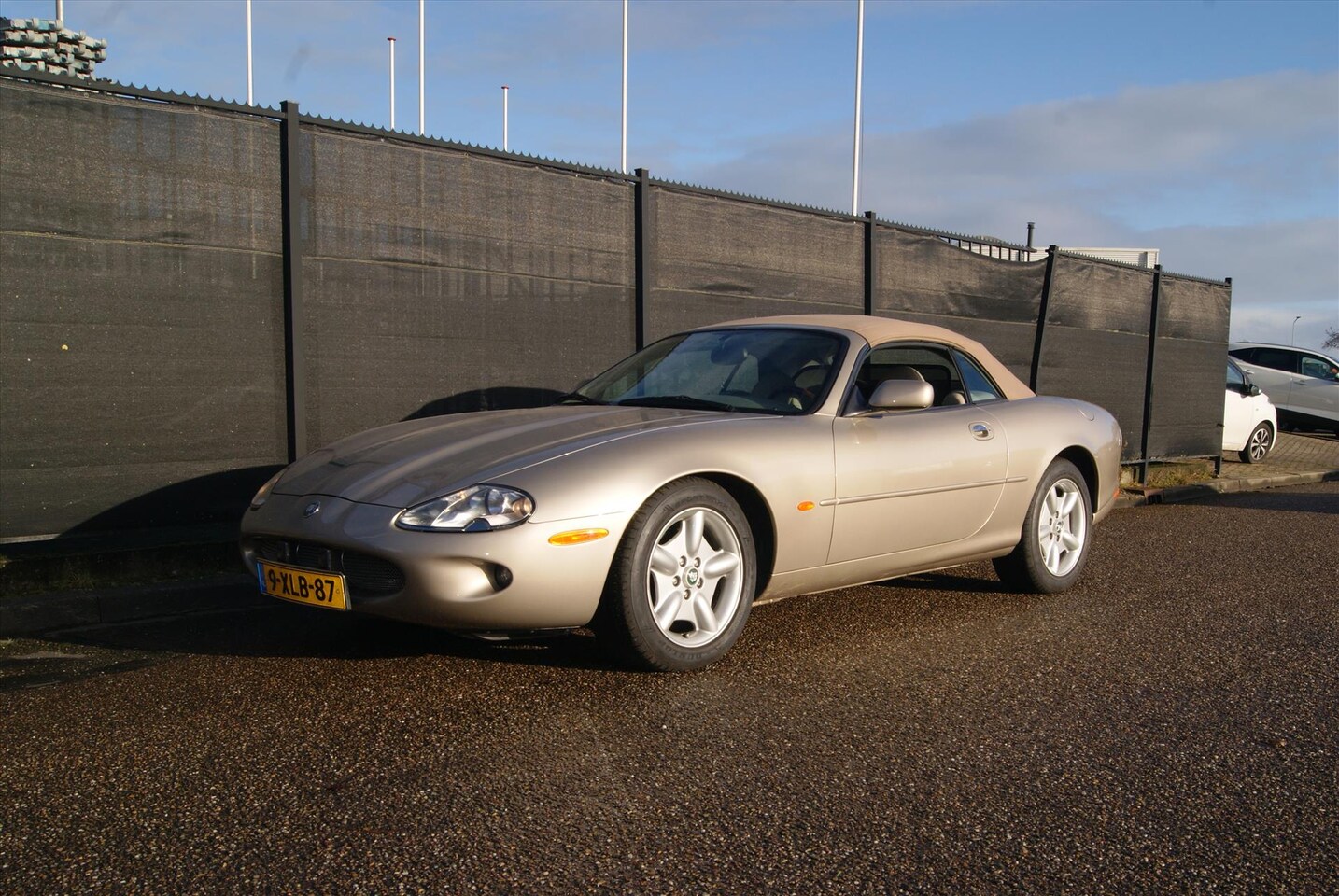 Jaguar XK8 - 4.0 CONVERTIBLE - AutoWereld.nl