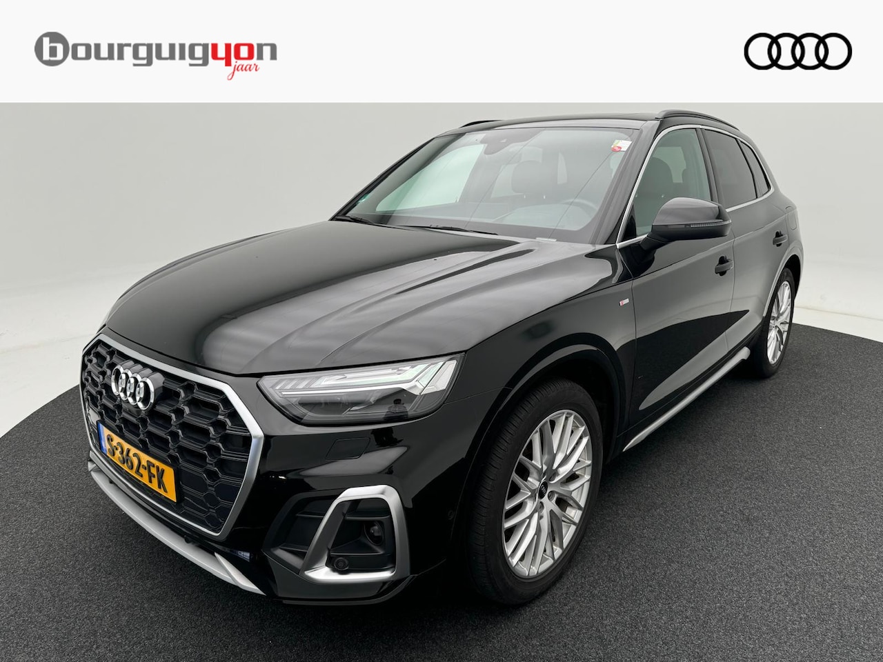 Audi Q5 - 50 TFSi e 300 Pk Automaat S-Line | Full LED | Panoramadak | Leder | 20 Inch | Trekhaak | A - AutoWereld.nl