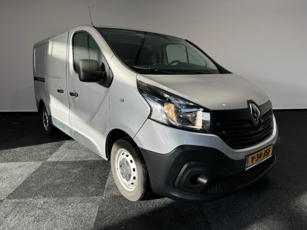 Renault Trafic - 1.6 cdi L1H1 Euro 6 Airco Navigatie - AutoWereld.nl