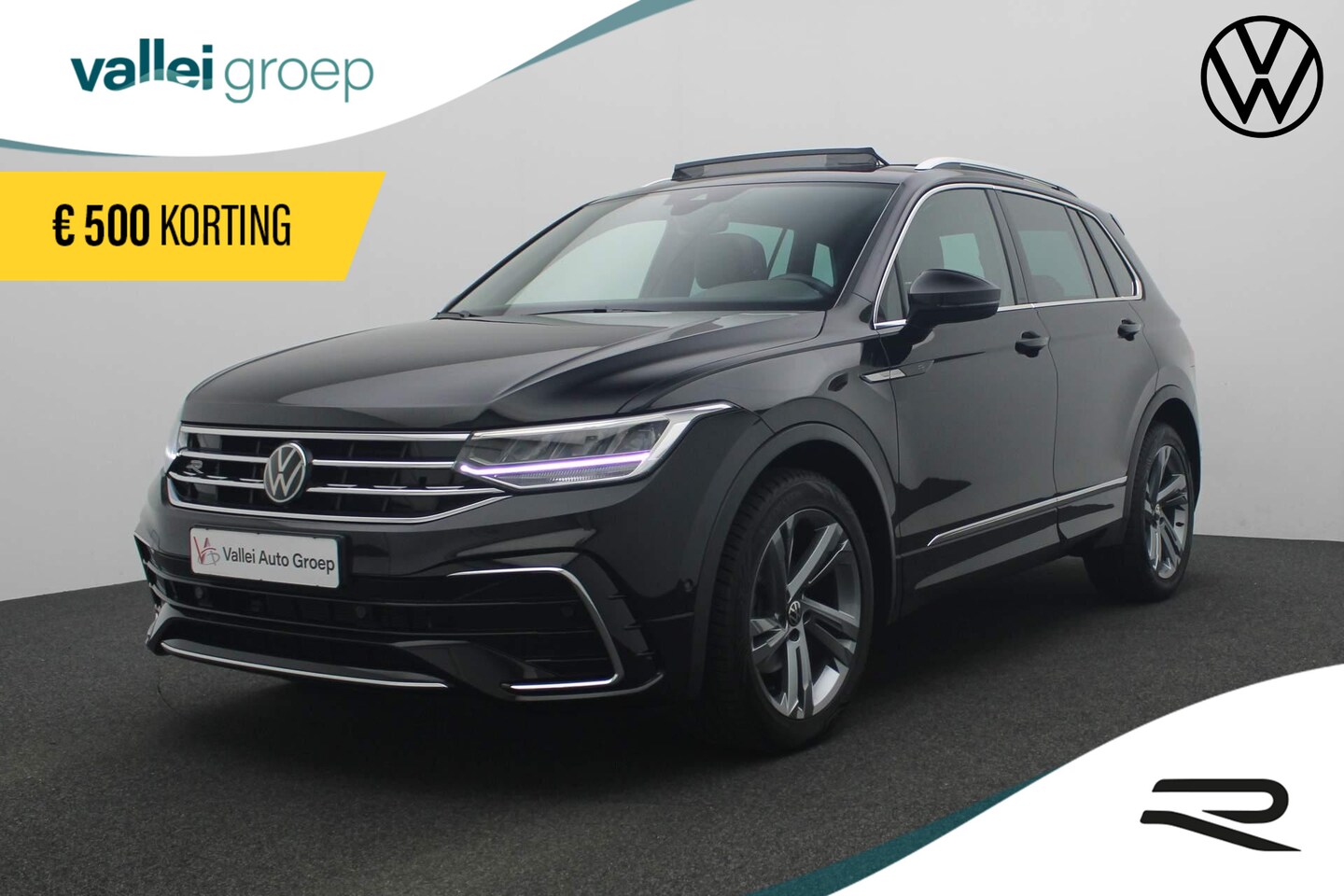 Volkswagen Tiguan - 1.5 TSI 150PK DSG R-Line | Pano | Trekhaak | Navi | Keyless | Camera | 19 inch | ACC | Ala - AutoWereld.nl