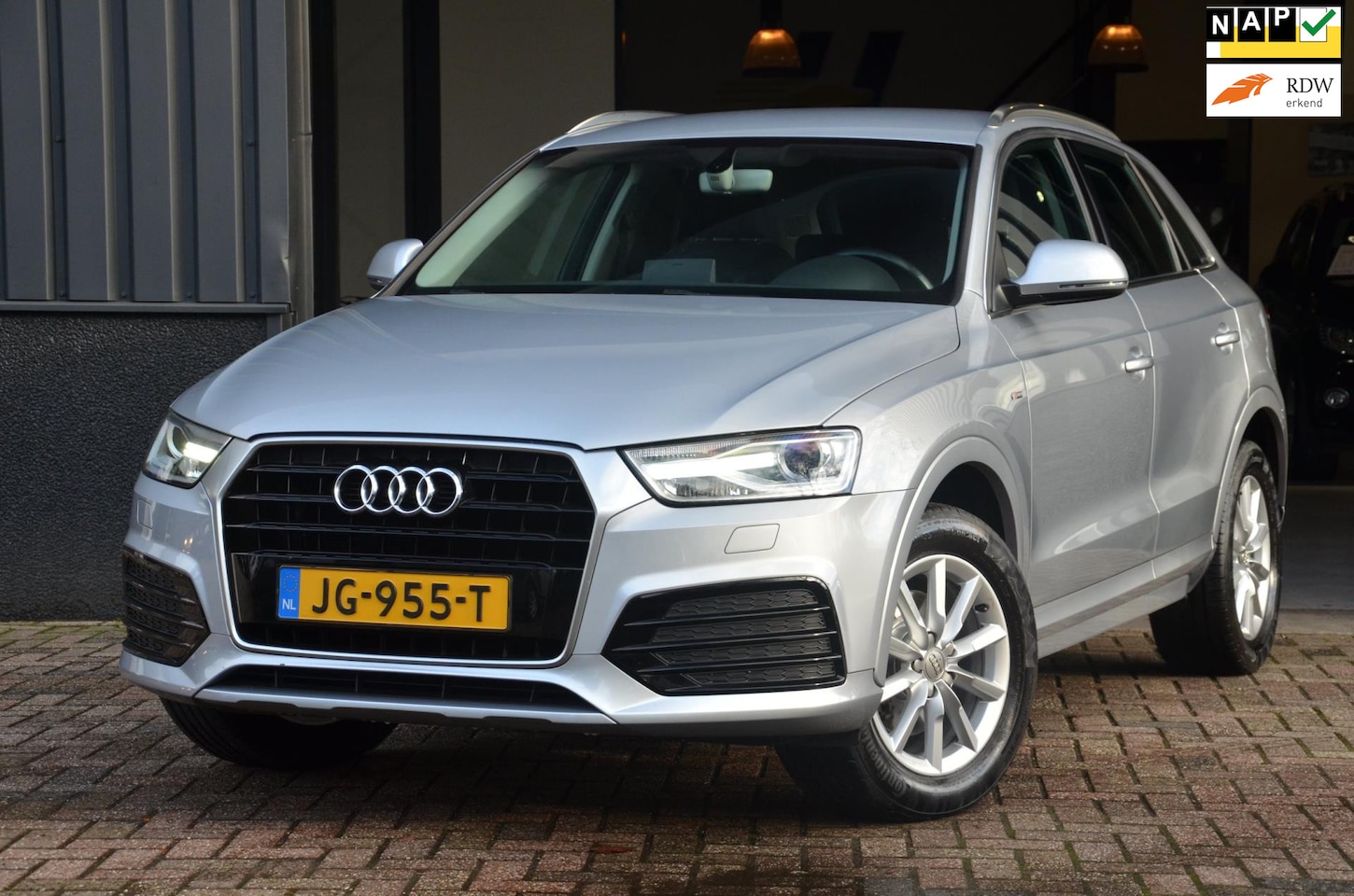 Audi Q3 - 1.4 TFSI CoD S-line AUT|TREKHAAK|CLIMA|NL-AUTO - AutoWereld.nl