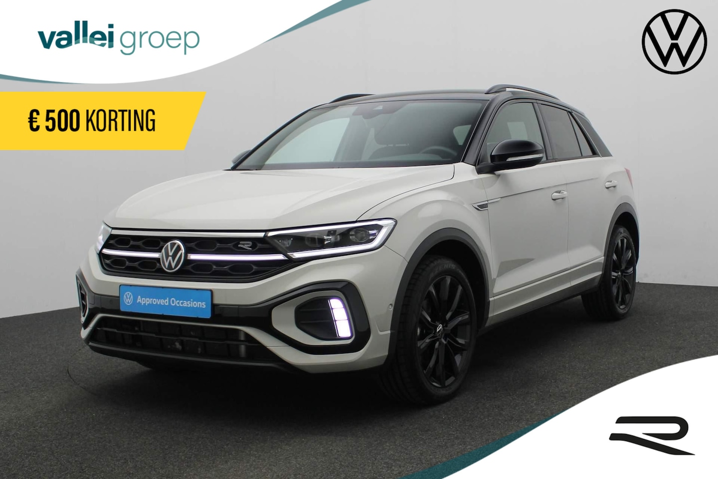 Volkswagen T-Roc - 1.5 TSI 150PK DSG R-Line Black Style | IQ Light | Keyless | Camera | Navi | ACC | 18 inch - AutoWereld.nl