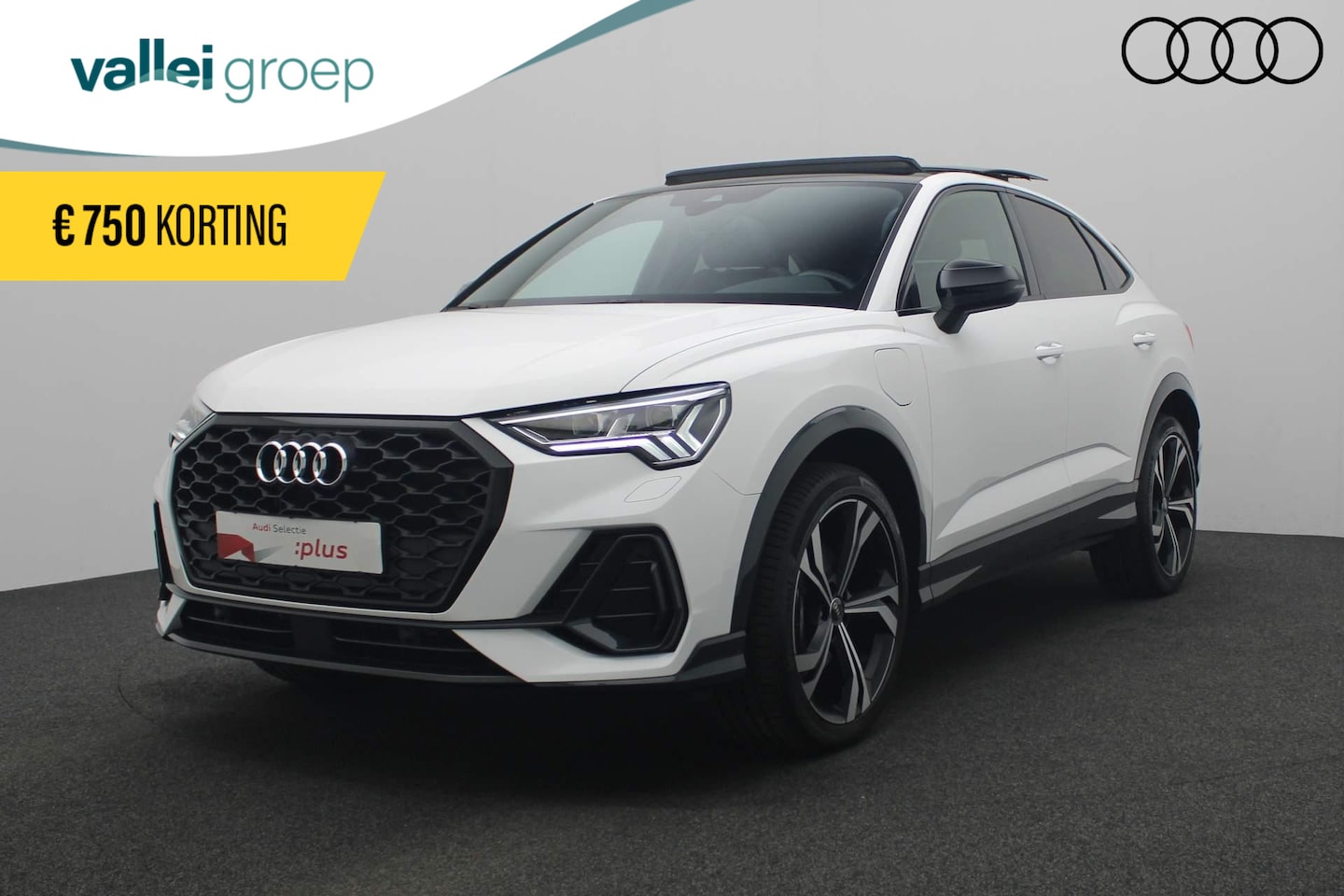 Audi Q3 Sportback - 45 TFSI e 245PK S-tronic Advanced Edition | S-Line int. | Pano | Trekhaak | Matrix LED | 2 - AutoWereld.nl