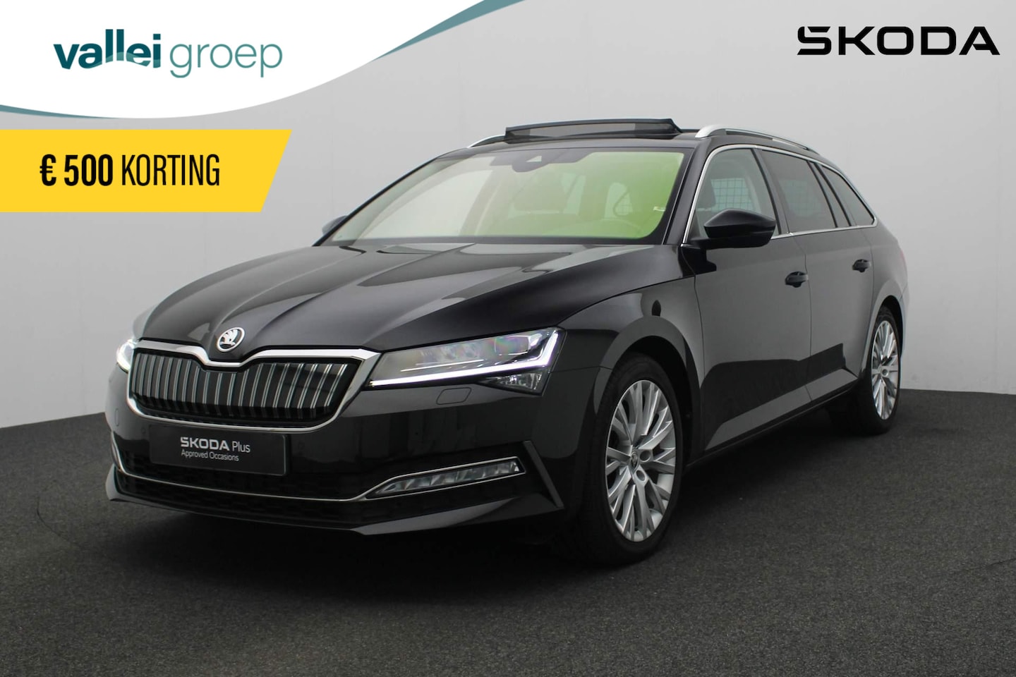 Skoda Superb Combi - 1.4 TSI 218PK DSG iV Style | Pano | Parkeersensoren voor/achter | Stoelverwarming | Cruise - AutoWereld.nl