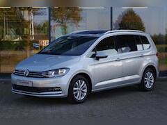 Volkswagen Touran - 1.4 TSI 150 PK Automaat Highline 7p, Panoramadak, Elek. Trekhaak, Adap. Cruise Control, Ke